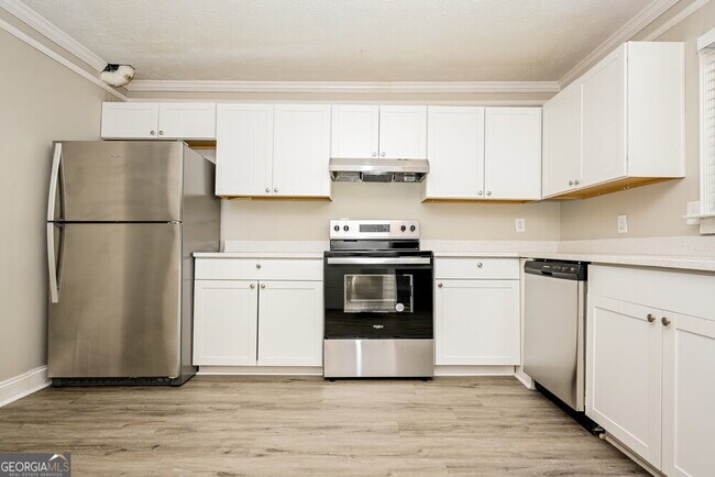 Building Photo - 976 Park Gate Pl