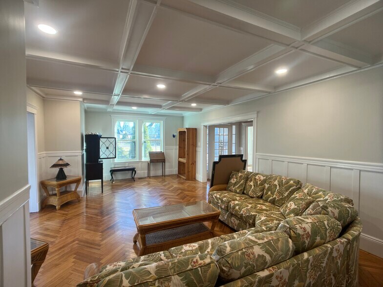 Building Photo - 1 Arborway