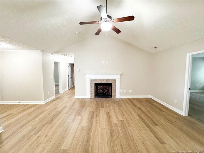 Building Photo - 7408 Paxton Dr