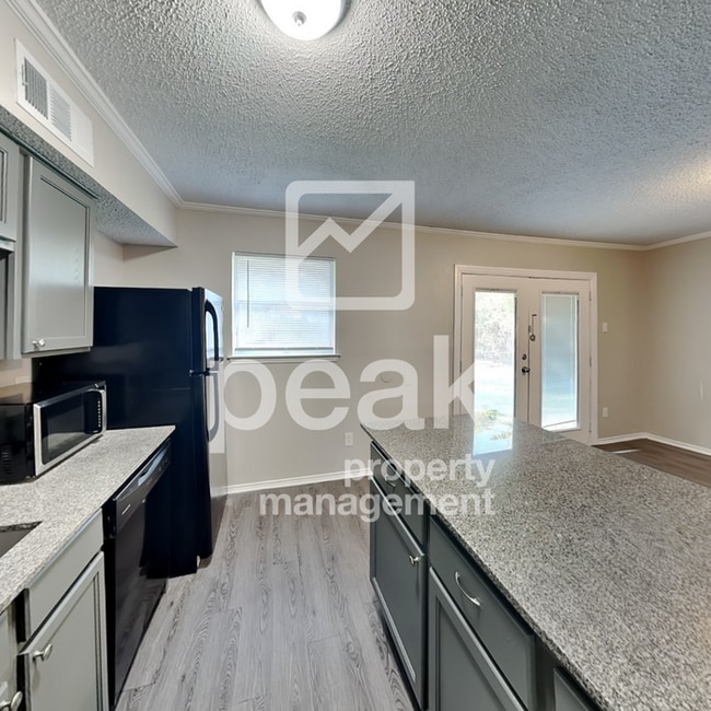 Building Photo - $1699! 3Bed/1 1/2 Bath Home for rent in Ar...