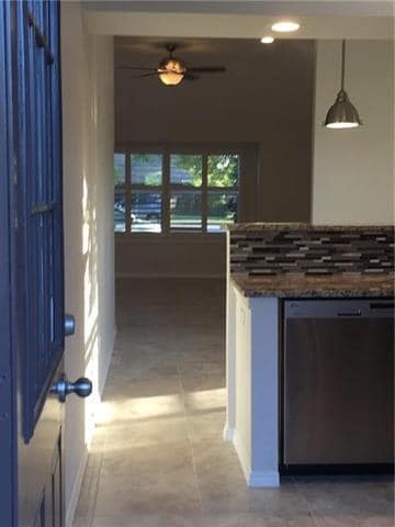 Building Photo - 2601 Shady Turf Ct