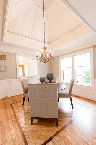 Building Photo - 1106 McLynn Ave NE