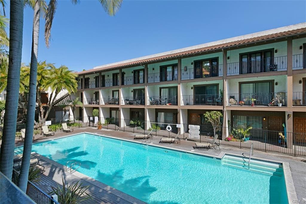 Private Pool - 17200 Newhope St