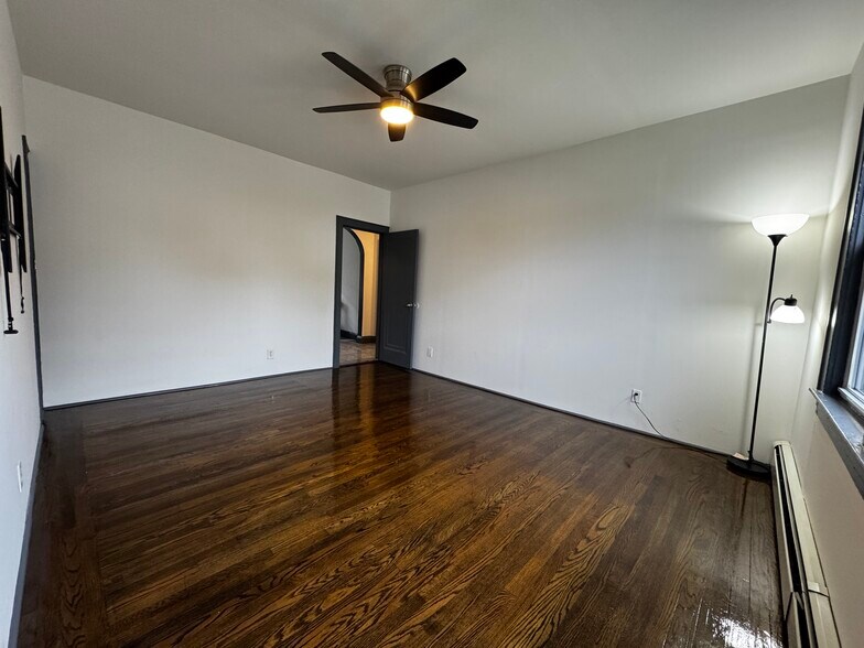 Building Photo - 86 Edgewood Ave