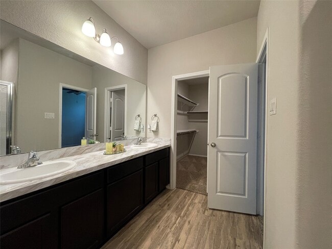 Building Photo - 20919 Corisande St