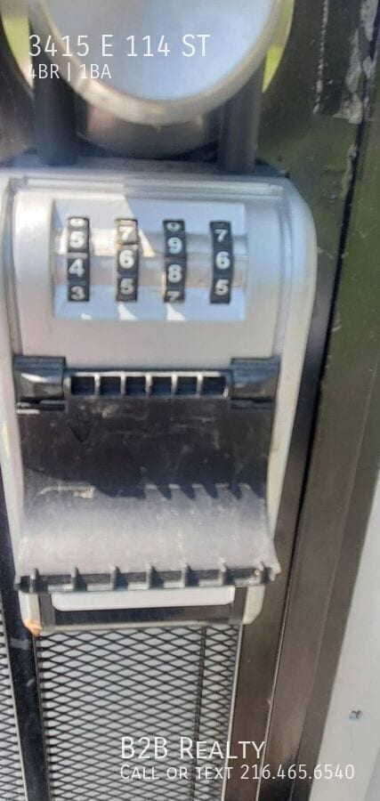 Building Photo - 3415 E 114th St