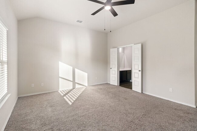 Building Photo - 15219 Selene View