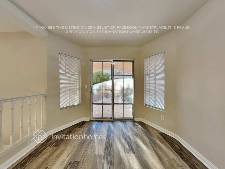 Building Photo - 2405 Eagleridge Dr