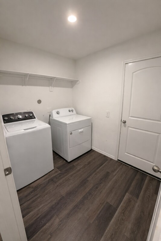 Building Photo - 5242 Rothwell Hts Dr