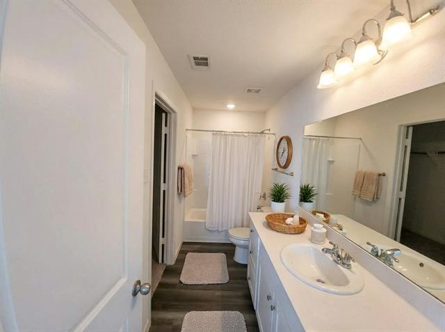 Building Photo - 6114 Harrah Ln