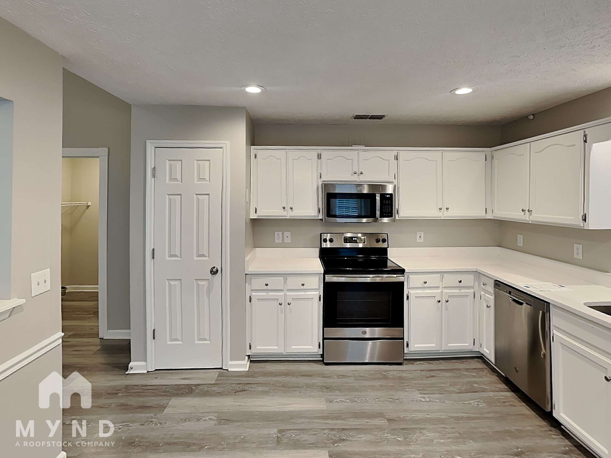 Building Photo - 308 Pine Ridge Ln