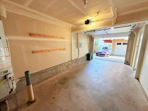 Building Photo - Lovely Ballard Townhome - Exceptional Location! AVAILABLE NOW!