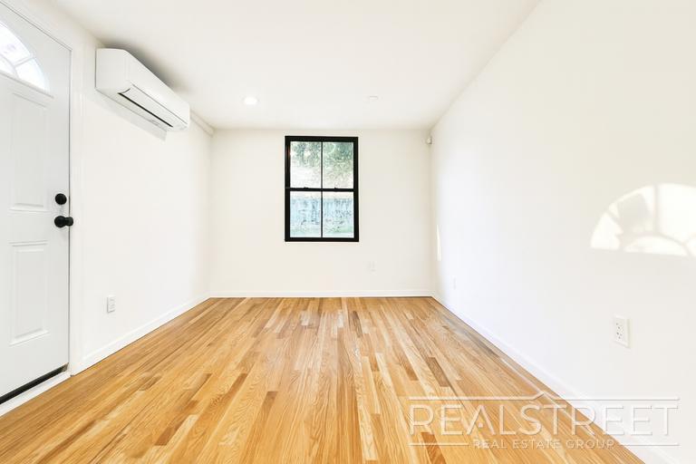 Building Photo - Brand New 2 Bed with Private Yard Bed Stuy...
