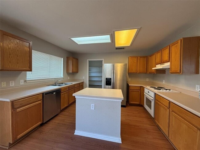 Building Photo - 2522 Stapleford Dr