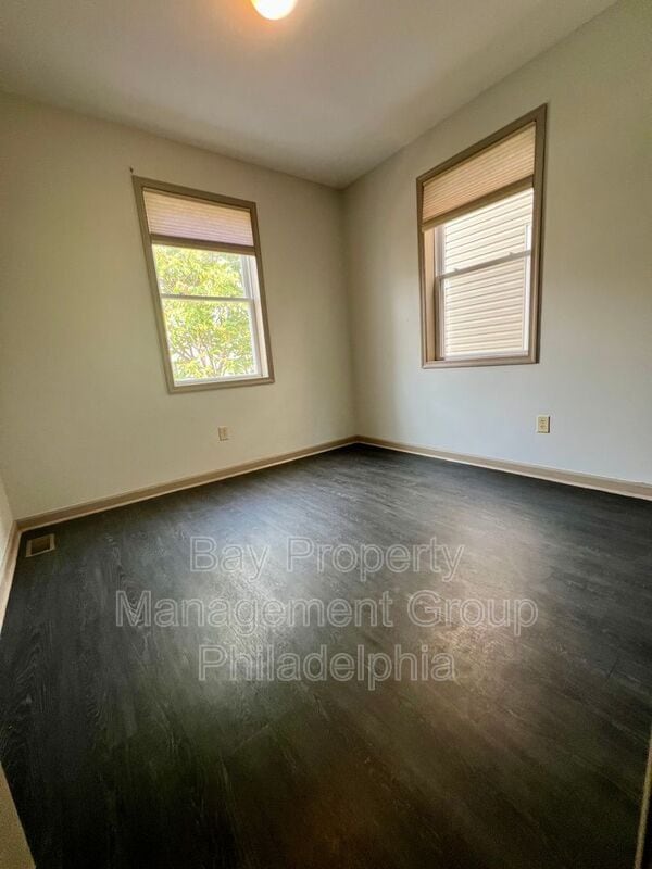 Building Photo - 2154 N Carlisle St