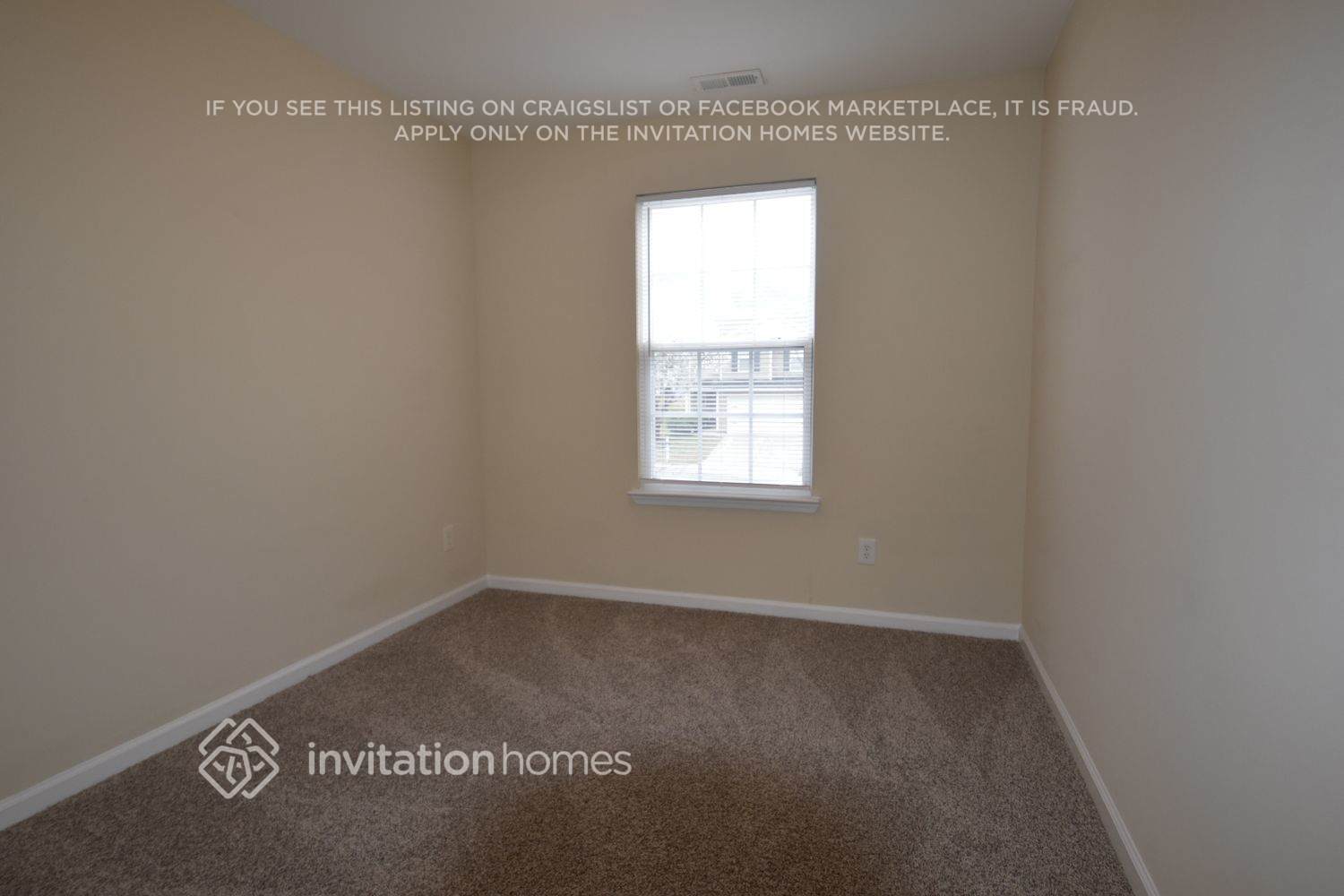 Building Photo - 3940 Laurel Glen Dr