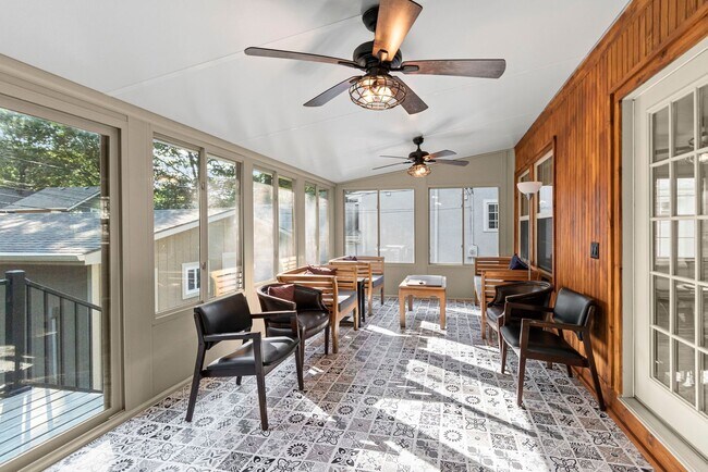 Building Photo - Wonderful Waldo Home!