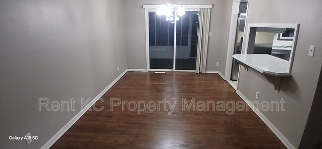 Building Photo - 7201 Hardy Ave