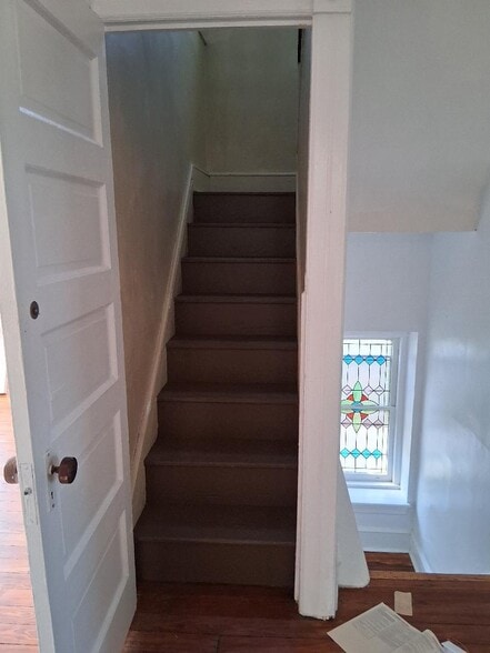 Building Photo - 17 W Madison Ave