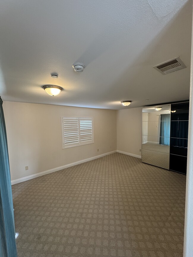 Building Photo - 971 Cypress St