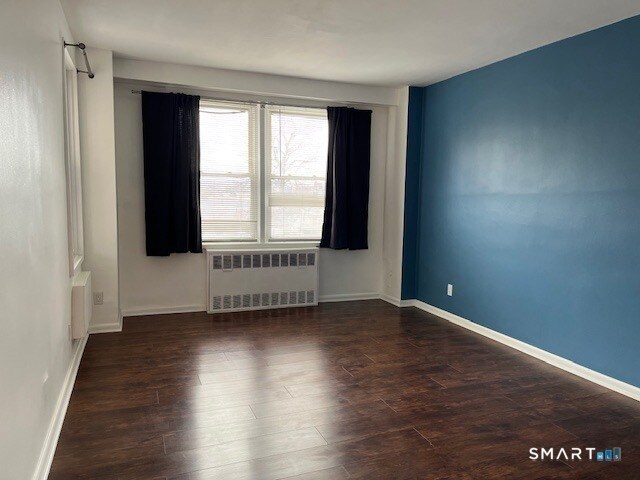 Building Photo - 91 Strawberry Hill Ave