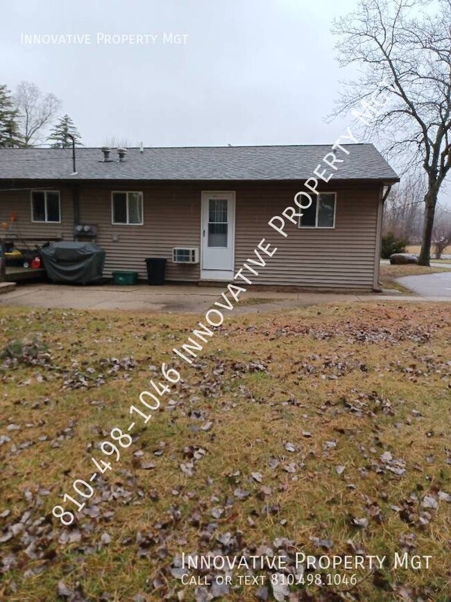 Building Photo - Spacious 2 Bedroom Duplex in Clio