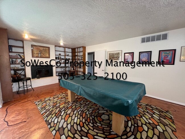 Building Photo - FULLY FURNISHED 4 Bedroom 2 Bath with Breathtaking Views