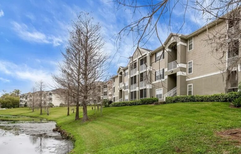 Building Photo - 4280 Summer Landing Dr