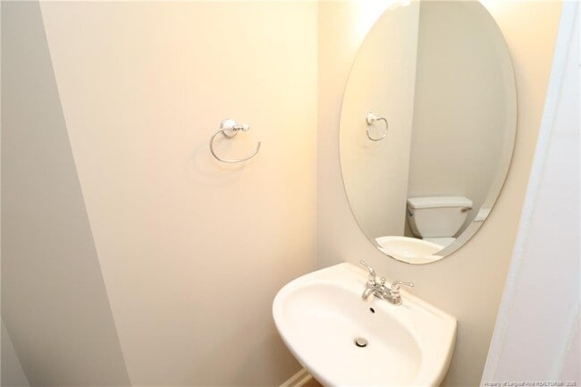 Building Photo - 217 Hartshorn Ct