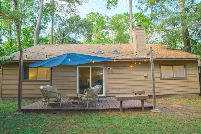 Building Photo - 36 S High Oaks Cir