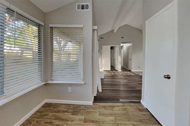 Building Photo - 2203 Wheathall Camp Ln