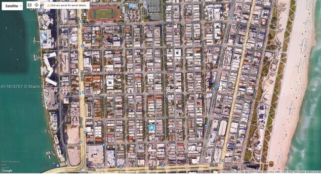 Building Photo - 631 Jefferson Ave