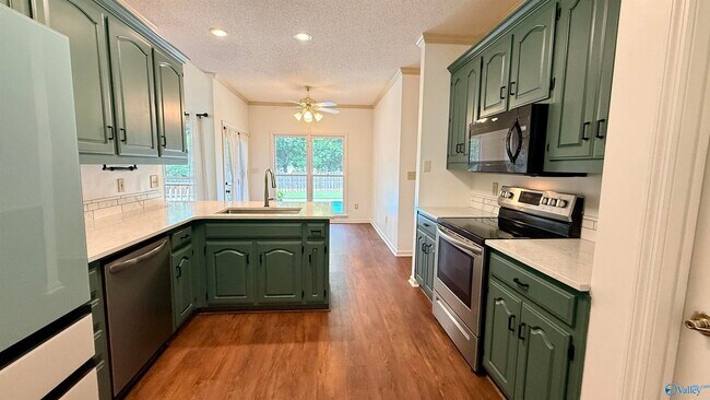 Building Photo - 113 Nobleton Ln NW