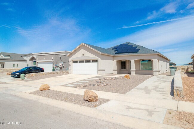 Building Photo - 14805 Jack White Ave