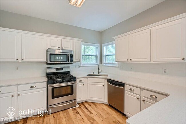 Building Photo - 5 br, 3 bath House - 2642 Ambria Dr UNIT