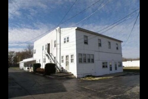 Primary Photo - 1813 Locust St.