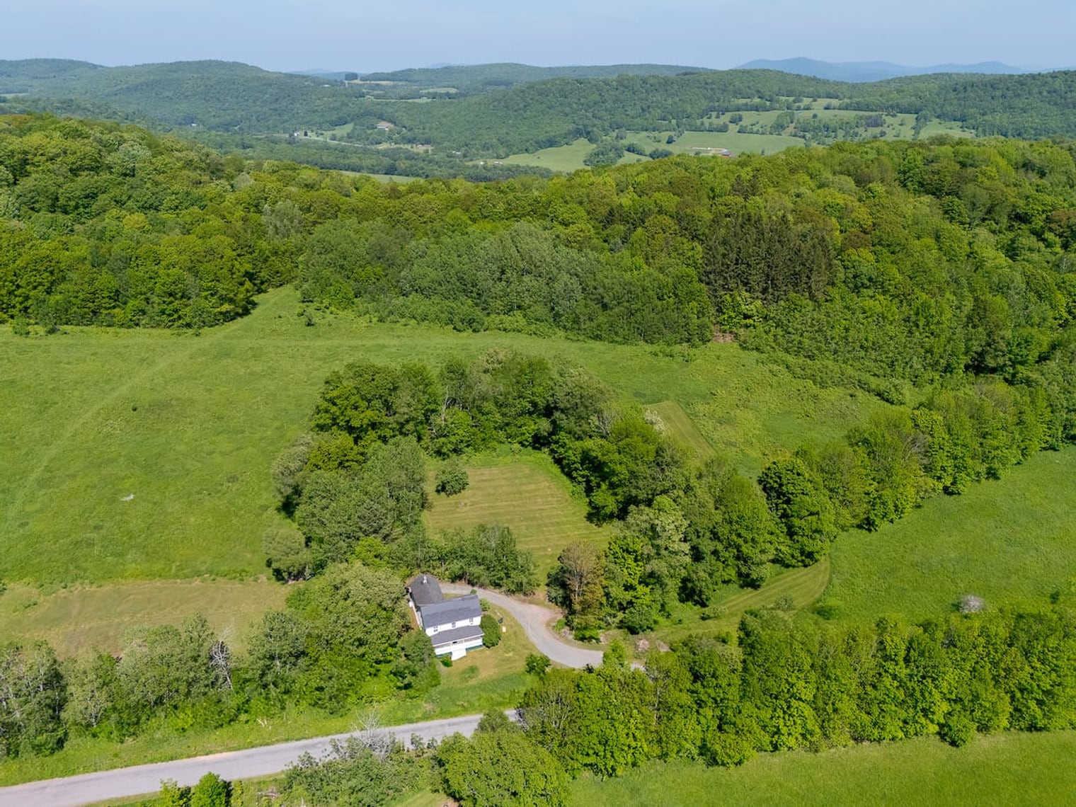 Building Photo - 1104 Crowe Rd