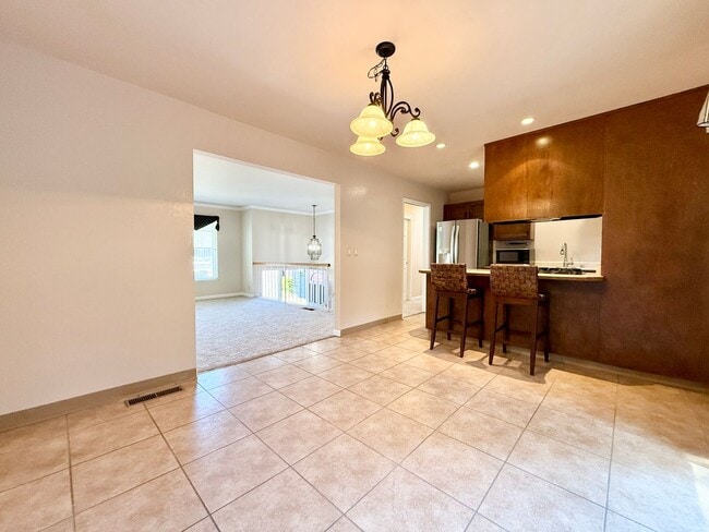 Building Photo - 1163 Grand Teton Dr
