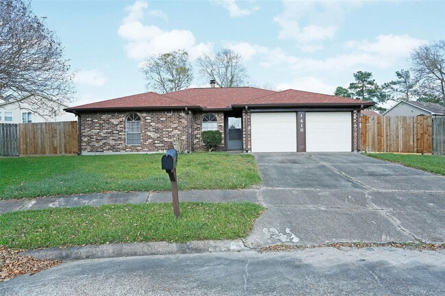 Primary Photo - 1418 Crawley Ct