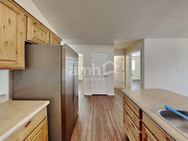 Building Photo - 196 Sam Gates Rd