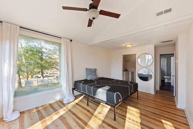 Building Photo - 1029 French Quarter Creek Rd