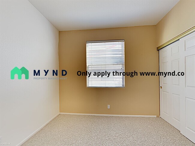 Building Photo - 2 br, 2.5 bath House - 2235 Ramsgate Dr