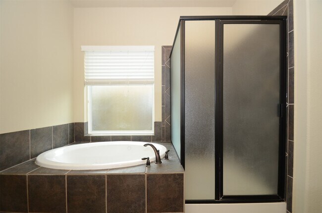 Building Photo - 14822 Russet Bend Ln