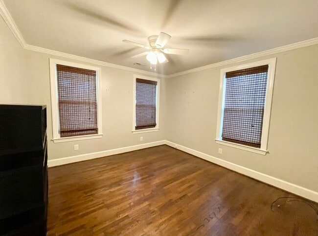Building Photo - Rosewood