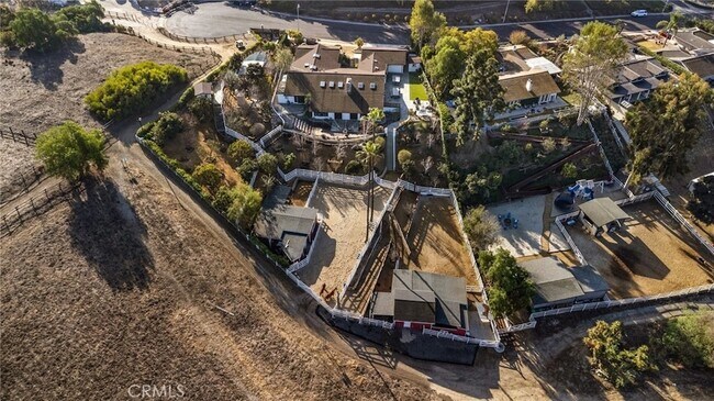 Building Photo - 27151 Mission Hills Dr