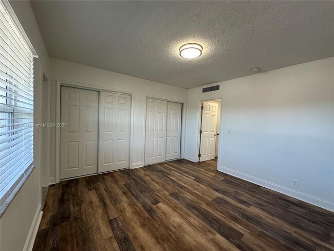 Building Photo - 2300 Madison St