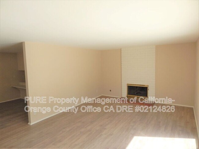 Building Photo - 6092 Larchwood Dr