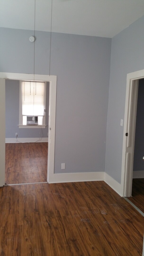 Building Photo - Huge Property located near the historic Downtown District of Galveston!!