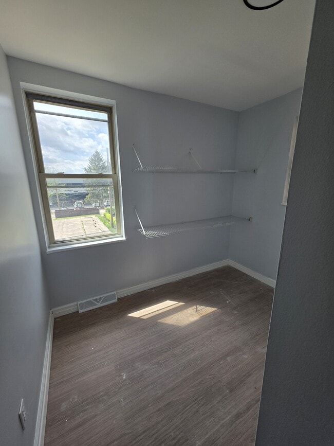 Building Photo - 1609 Brighton Pl