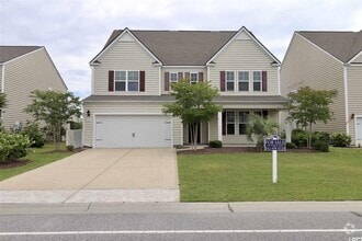 Building Photo - Carolina Farm home